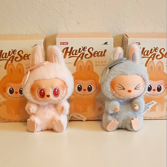 Labubu Have A Seat Figure FrOm Pop Mart - Picture 3 of 4